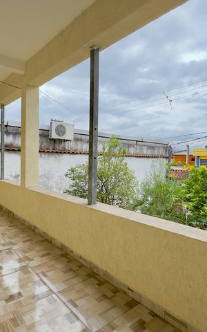 Casa para alugar com 252m², 3 quartos e 3 vagas Casa para alugar com 252m², 3 quartos e 3 vagasVaranda
