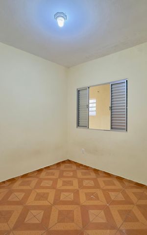 Casa para alugar com 252m², 3 quartos e 3 vagas Casa para alugar com 252m², 3 quartos e 3 vagasQuarto 2