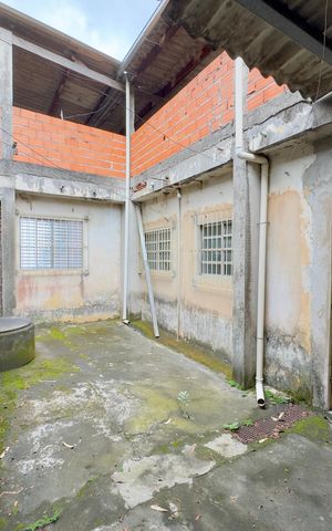 Casa para alugar com 252m², 3 quartos e 3 vagas Casa para alugar com 252m², 3 quartos e 3 vagasQuintal