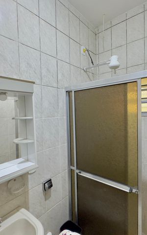 Casa para alugar com 252m², 3 quartos e 3 vagas Casa para alugar com 252m², 3 quartos e 3 vagasBanheiro 2
