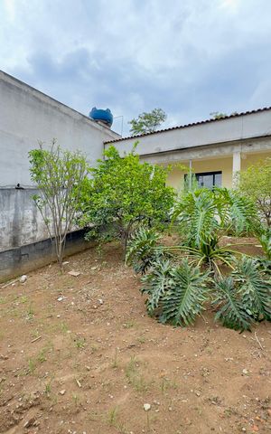 Casa para alugar com 252m², 3 quartos e 3 vagas Casa para alugar com 252m², 3 quartos e 3 vagasJardim