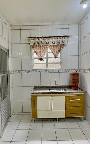 Casa para alugar com 252m², 3 quartos e 3 vagas Casa para alugar com 252m², 3 quartos e 3 vagasCozinha