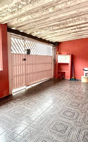 Casa para alugar com 80m², 2 quartos e 1 vaga Casa para alugar com 80m², 2 quartos e 1 vagaGaragem