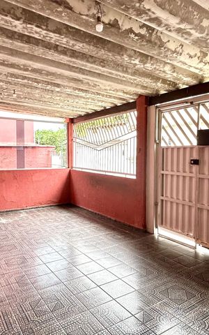 Casa para alugar com 80m², 2 quartos e 1 vaga Casa para alugar com 80m², 2 quartos e 1 vagaGaragem