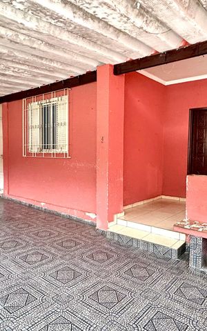 Casa para alugar com 80m², 2 quartos e 1 vaga Casa para alugar com 80m², 2 quartos e 1 vagaGaragem