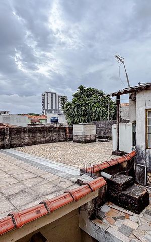 Casa para alugar com 50m², 2 quartos e sem vagaÁrea externa