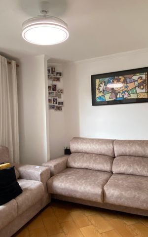 Apartamento à venda com 120m², 5 quartos e 3 vagas Apartamento à venda com 120m², 5 quartos e 3 vagasSala 2