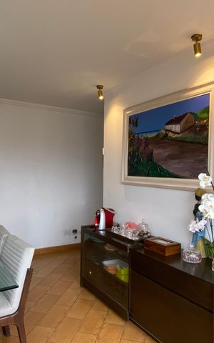 Apartamento à venda com 120m², 5 quartos e 3 vagas Apartamento à venda com 120m², 5 quartos e 3 vagasSala