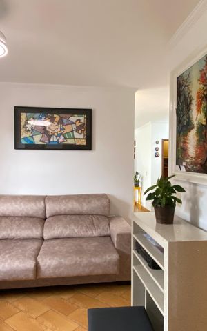 Apartamento à venda com 120m², 5 quartos e 3 vagas Apartamento à venda com 120m², 5 quartos e 3 vagasSala 2