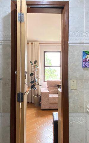 Apartamento à venda com 120m², 5 quartos e 3 vagas Apartamento à venda com 120m², 5 quartos e 3 vagasBanheiro 3