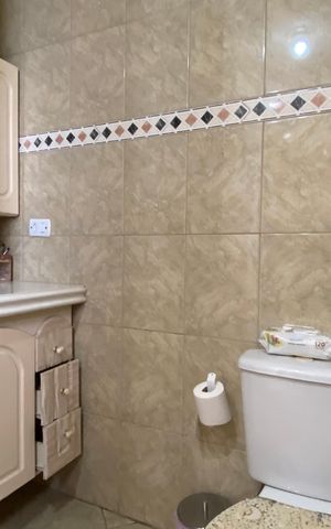 Apartamento à venda com 120m², 5 quartos e 3 vagas Apartamento à venda com 120m², 5 quartos e 3 vagasBanheiro 1