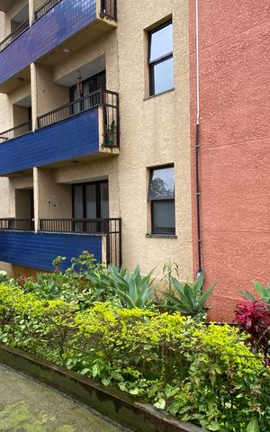 Apartamento à venda com 120m², 5 quartos e 3 vagas Apartamento à venda com 120m², 5 quartos e 3 vagasÁrea externa