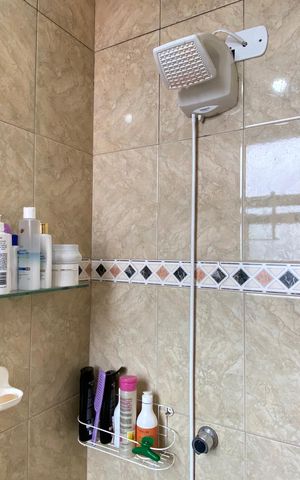 Apartamento à venda com 120m², 5 quartos e 3 vagas Apartamento à venda com 120m², 5 quartos e 3 vagasBanheiro 1