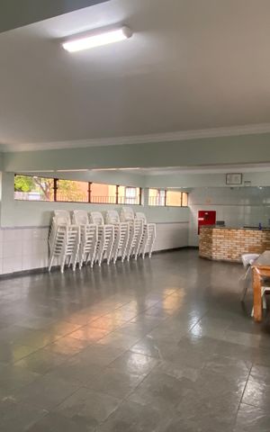 Apartamento à venda com 120m², 5 quartos e 3 vagas Apartamento à venda com 120m², 5 quartos e 3 vagasÁrea comum - Salão de festas