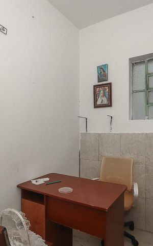 Casa à venda com 300m², 5 quartos e 2 vagas Casa à venda com 300m², 5 quartos e 2 vagasQuarto 5