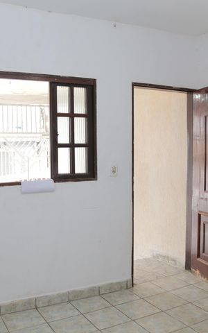 Casa para alugar com 100m², 2 quartos e 1 vaga Casa para alugar com 100m², 2 quartos e 1 vagaSala