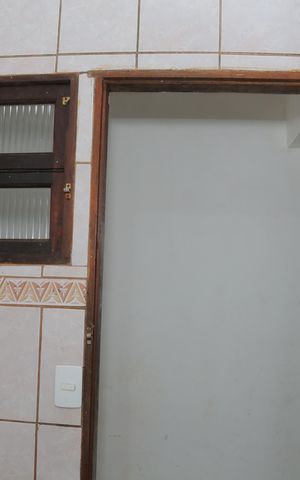 Casa para alugar com 100m², 2 quartos e 1 vaga Casa para alugar com 100m², 2 quartos e 1 vagaBanheiro