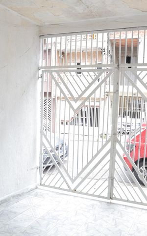 Casa para alugar com 100m², 2 quartos e 1 vaga Casa para alugar com 100m², 2 quartos e 1 vagaGaragem