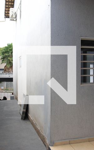 Casa para alugar com 240m², 4 quartos e 2 vagasÁrea de Serviço