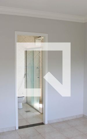 Casa para alugar com 240m², 4 quartos e 2 vagasSuíte
