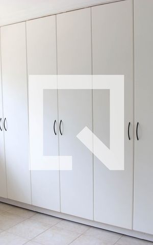 Casa para alugar com 240m², 4 quartos e 2 vagasSuíte
