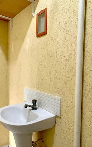 Casa para alugar com 15m², 1 quarto e sem vagaBanheiro
