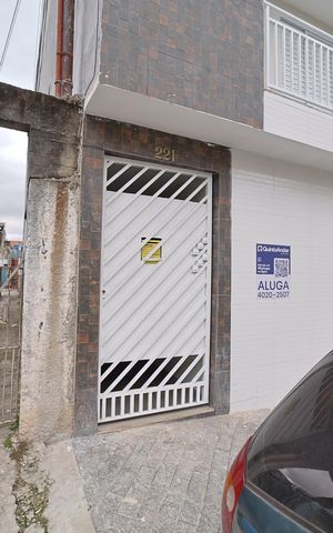 Apartamento para alugar com 48m², 2 quartos e sem vagaPlaca instalada em 23/10/2026 com o código:SWRM-970