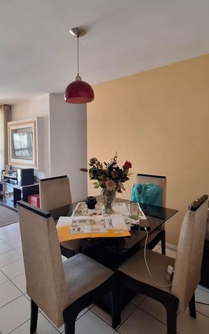 Apartamento à venda com 67m², 3 quartos e 1 vaga Apartamento à venda com 67m², 3 quartos e 1 vagaSala