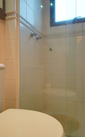 Apartamento à venda com 73m², 2 quartos e 1 vagaBanheiro Corredor