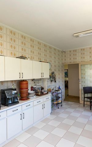 Casa para alugar com 416m², 4 quartos e 4 vagasCOZINHA