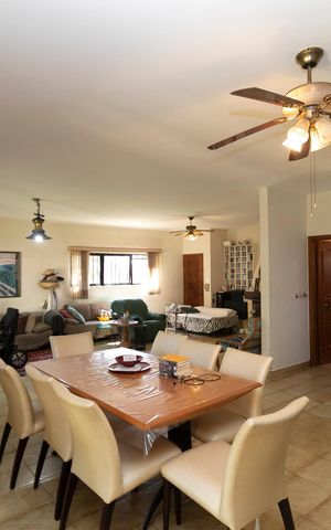 Casa para alugar com 416m², 4 quartos e 4 vagasSALA PARA VÁRIOS AMBIENTES