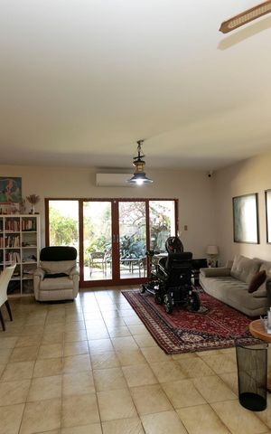 Casa para alugar com 416m², 4 quartos e 4 vagasSALA PARA VÁRIOS AMBIENTES