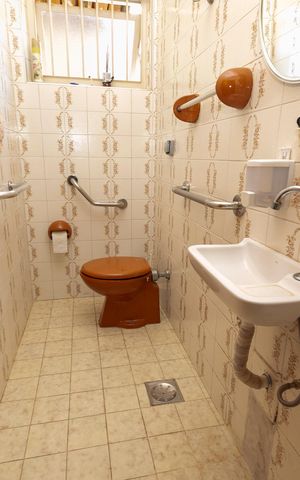Casa para alugar com 416m², 4 quartos e 4 vagasLAVABO