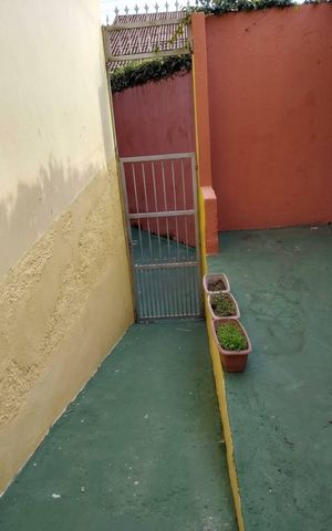Casa para alugar com 196m², 3 quartos e 4 vagas Casa para alugar com 196m², 3 quartos e 4 vagasÁrea externa
