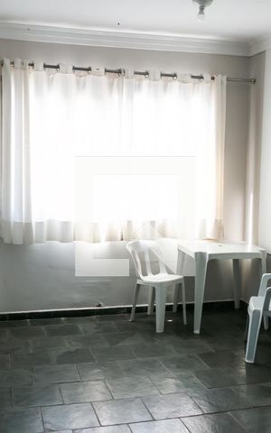 Apartamento para alugar com 61m², 2 quartos e 1 vaga Apartamento para alugar com 61m², 2 quartos e 1 vagaÁrea comum - Salão de festas