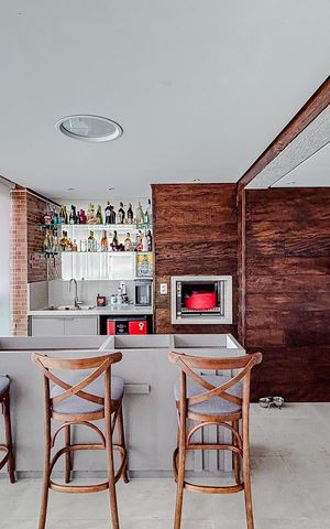 Apartamento à venda com 157m², 3 quartos e 4 vagasVaranda