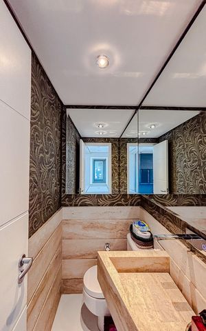 Apartamento à venda com 157m², 3 quartos e 4 vagasLavabo