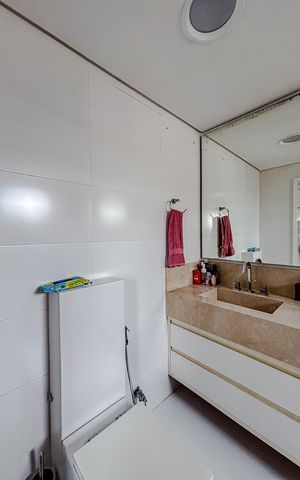 Apartamento à venda com 157m², 3 quartos e 4 vagasBanheiro da Suíte 1