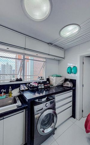 Apartamento à venda com 157m², 3 quartos e 4 vagasÁrea de Serviço