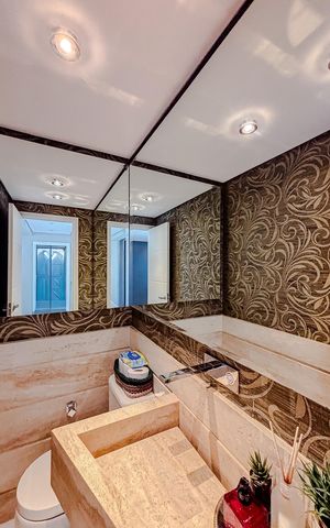 Apartamento à venda com 157m², 3 quartos e 4 vagasLavabo
