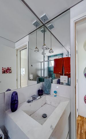 Apartamento à venda com 157m², 3 quartos e 4 vagasBanheiro da Suíte 2