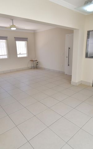 Casa para alugar com 125m², 3 quartos e sem vagaSala