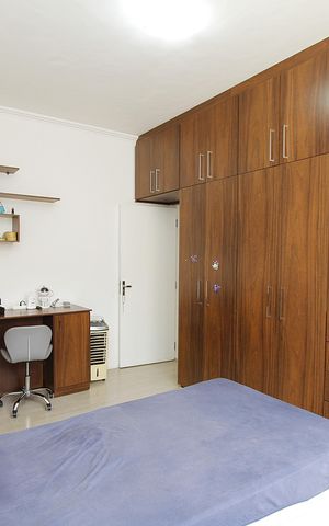 Casa à venda com 170m², 5 quartos e 5 vagasQuarto 3