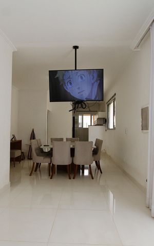 Casa à venda com 170m², 5 quartos e 5 vagasSala
