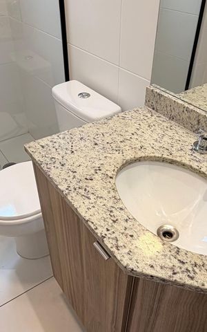 Apartamento para alugar com 50m², 2 quartos e 1 vaga Apartamento para alugar com 50m², 2 quartos e 1 vagaBanheiro social