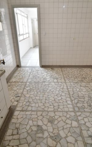 Apartamento à venda com 108m², 2 quartos e 1 vagaCozinha