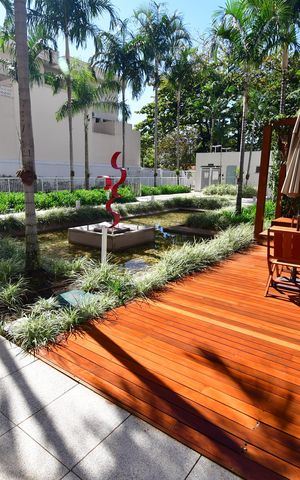 Apartamento à venda com 90m², 1 quarto e 1 vagaÁrea comum