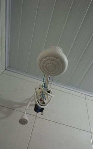 Casa para alugar com 30m², 1 quarto e 1 vagaBanheiro - Chuveiro