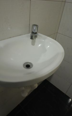 Casa para alugar com 30m², 1 quarto e 1 vagaBanheiro - Pia