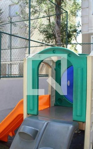 Apartamento para alugar com 47m², 2 quartos e 1 vaga Apartamento para alugar com 47m², 2 quartos e 1 vagaÁrea comum - Playground
